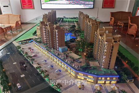 城东贵和世纪佳苑2室2厅1卫90m2简单装修